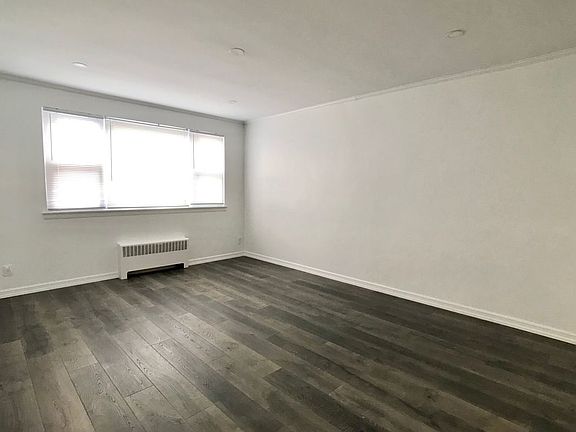 5th image of 24-59 43rd St #1A