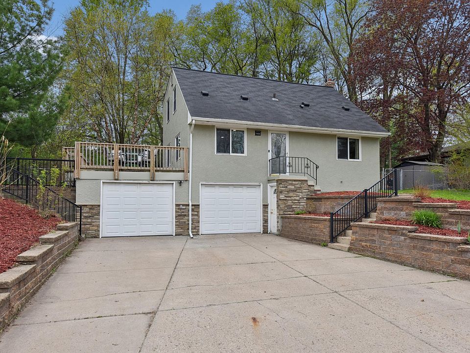 1st image of 1405 Mahtomedi Ave