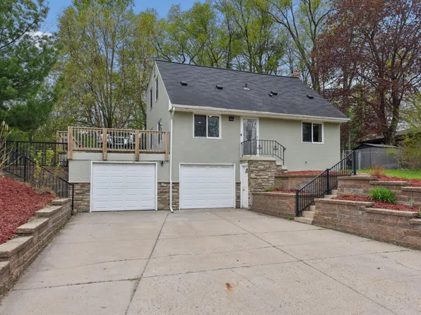 1405 Mahtomedi Ave, Saint Paul, MN 55115