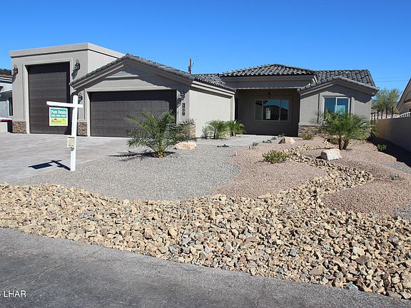 2nd image of 3776 Hiawatha Dr