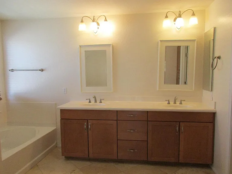 3675 E Bluebird Pl — Photo 6