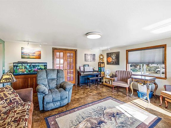 5th image of 247 Hartig Drive