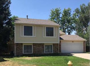 513 Saulsbury Ct, Fort Collins, CO 80526