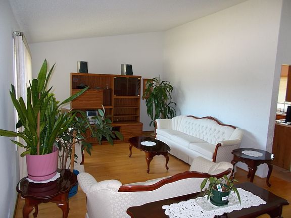 2nd image of 5742 Gardner Ct
