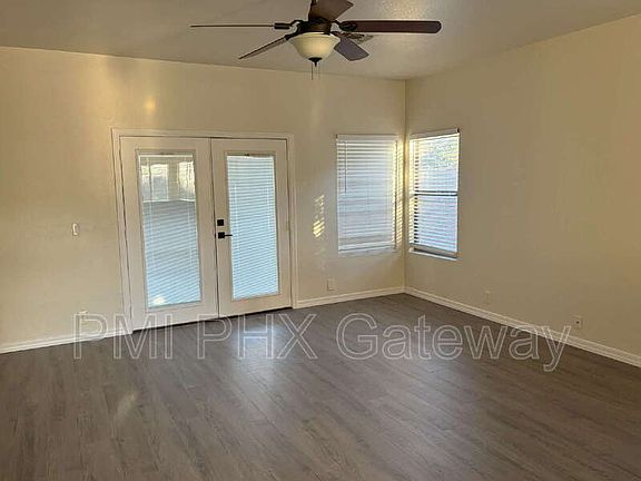 3rd image of 1234 S Parkcrest Ct