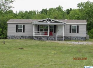 277 Longview Dr, Gadsden, AL 35901
