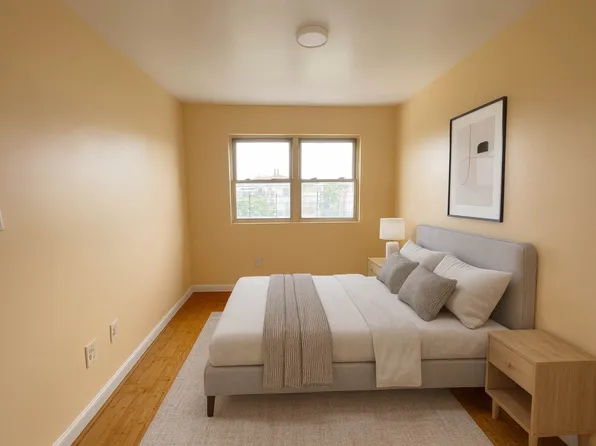 10-23 Bay 31st Street image 4 of 7