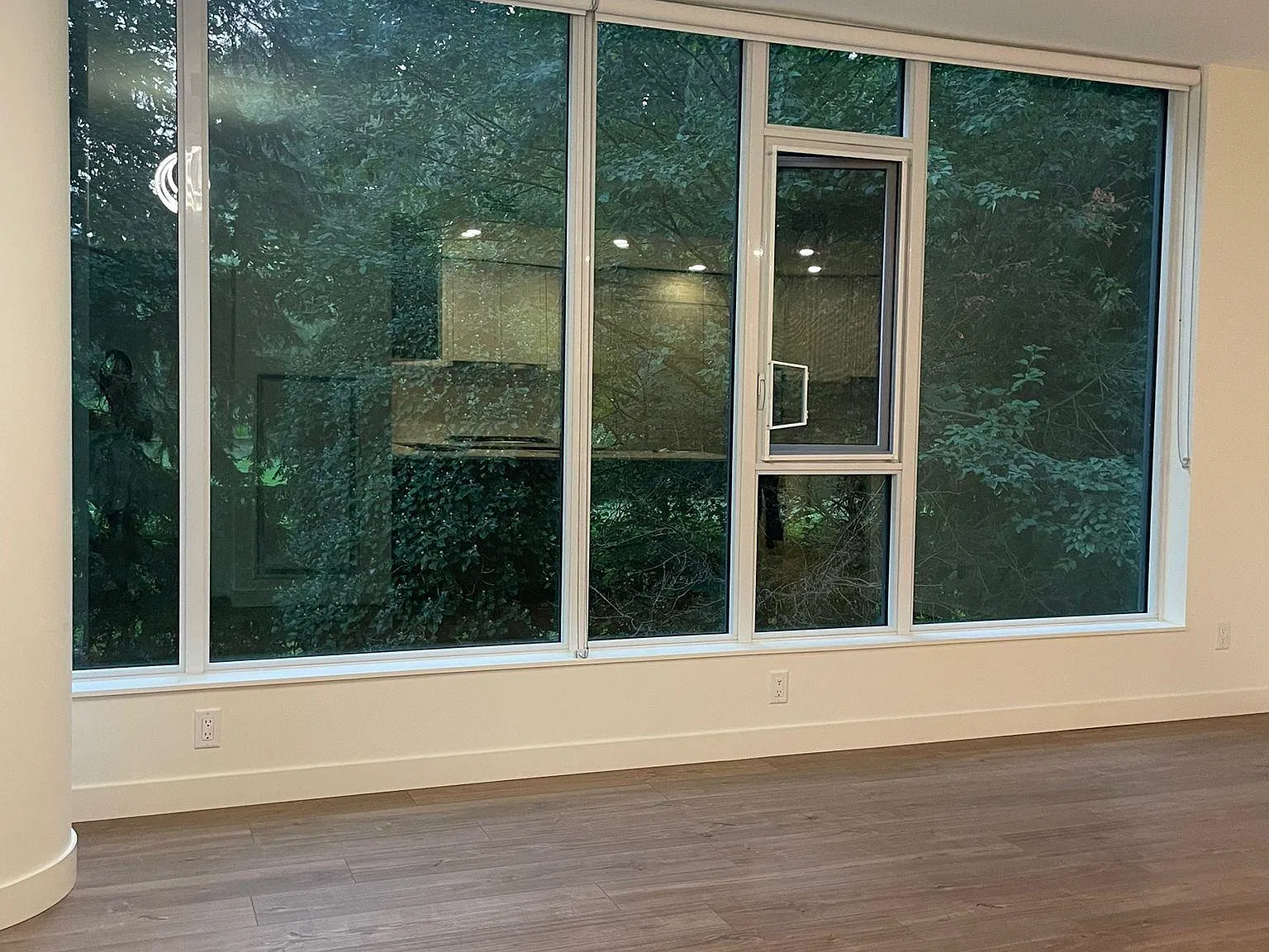 2 bed, 911 sqft, $3,200 — Photo 4