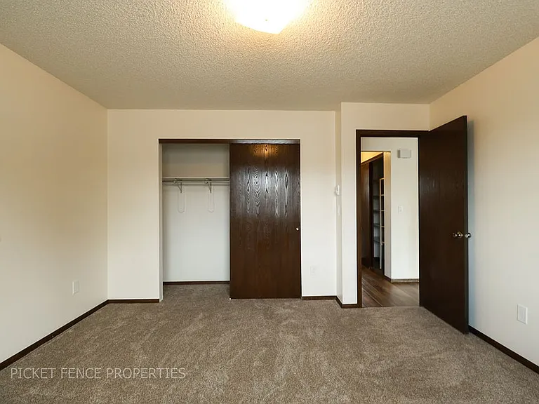 1846 E 16th Street — Photo 18