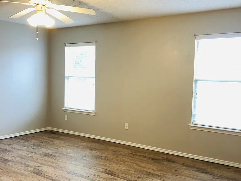 Master Bedroom with en suite bath and walk-in closet.