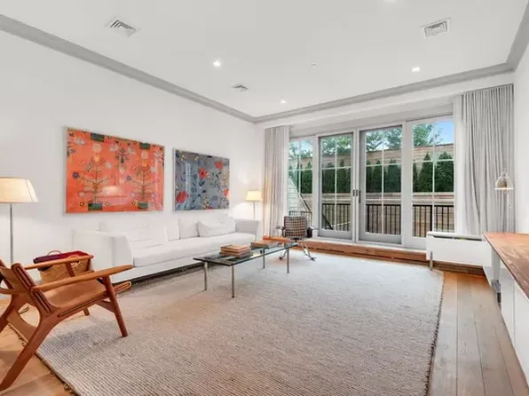 76 Lefferts Pl APT 1B, Brooklyn, NY 11238