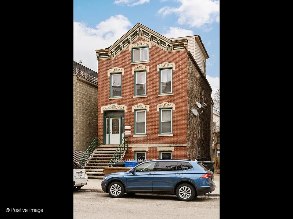 907 n Racine Avenue