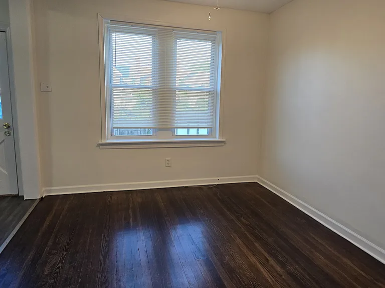 34 Maple St — Photo 6