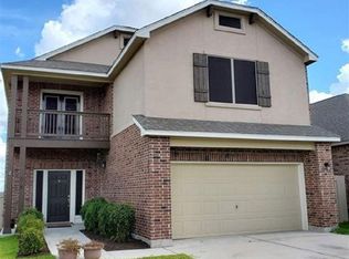 219 Date Palm Dr, Laredo, TX 78045