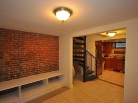 16 Sussex St, Roxbury Crossing, MA