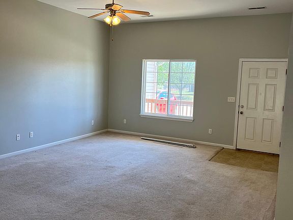 2nd image of 24084 Tanglewood Rd