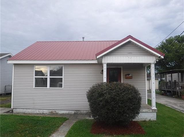 1st image of 617 Gaudet Dr