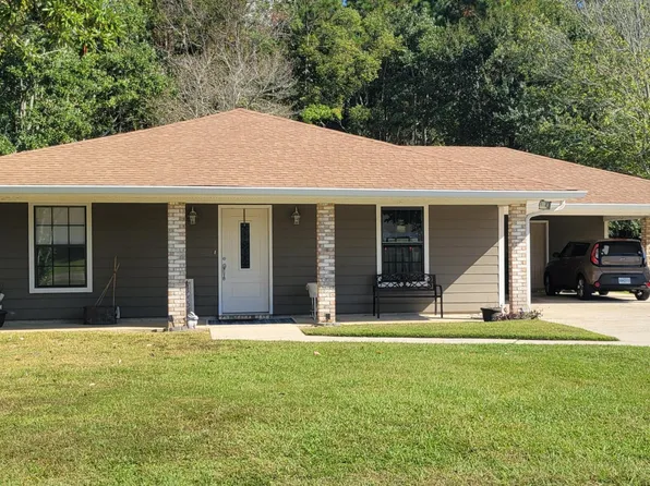 413 Old Spanish Trl, Waveland, MS 39576