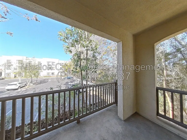 345 Kellogg Way #5 — Photo 8