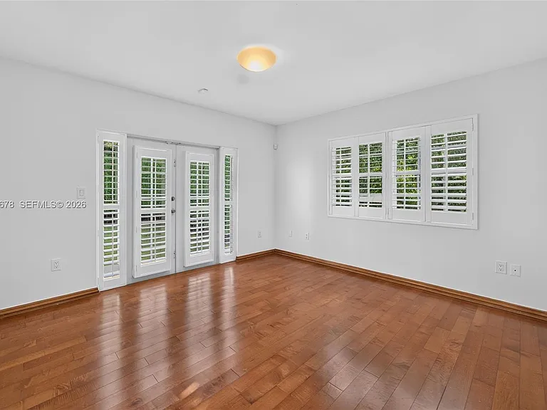 1237 Aduana Ave — Photo 57