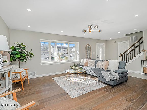 4th image of 240 Atsion Way