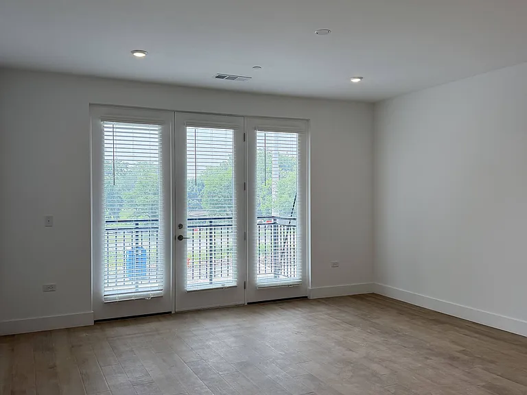 2 Bedroom - 1186 sq ft