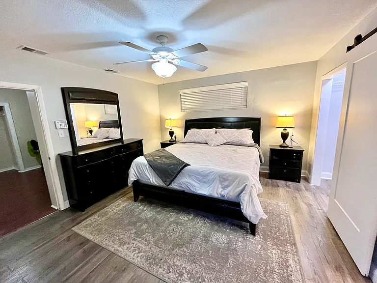 1001 W Virginia Ave — Photo 12