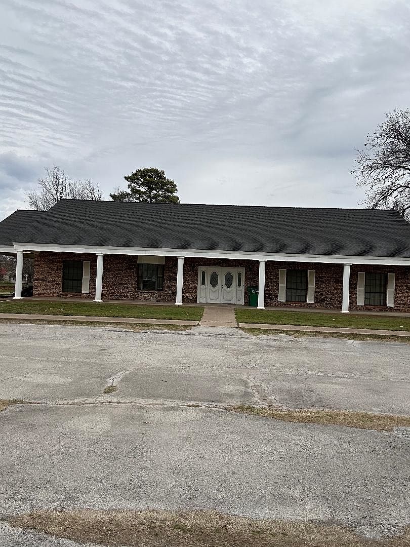 211 N 1st St, Terral, OK 73569 MLS 38331 Zillow