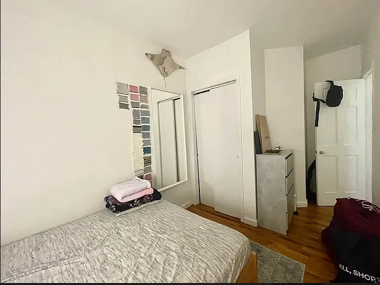 686 9th Ave #2A — Photo 8