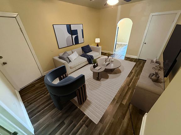 2nd image of 615 N 8th St APT 1