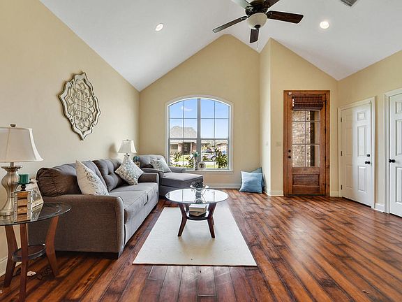 5th image of 115 Milton Estates Ln