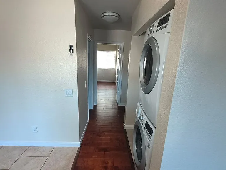 4084 Oregon St — Photo 11