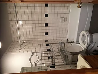 Rented by Peter Meskouris LREB