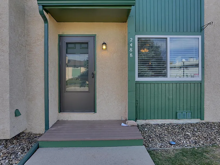 2488 Washo Cir — Photo 5