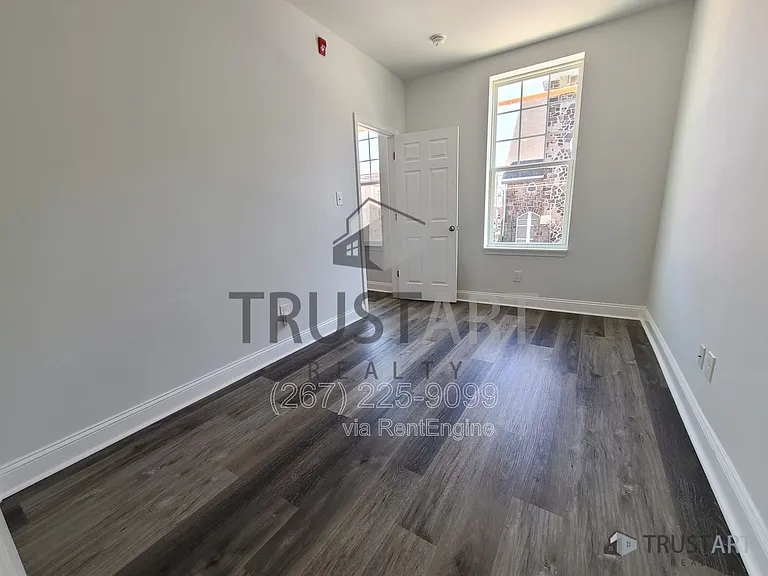 4732 Longshore Ave #4 — Photo 6