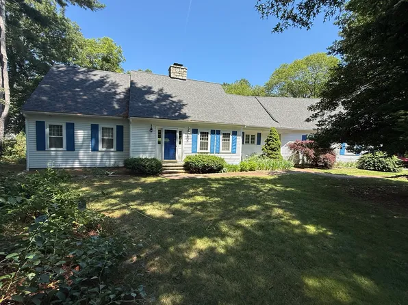 74 Holly Ridge Dr, Sandwich, MA 02563