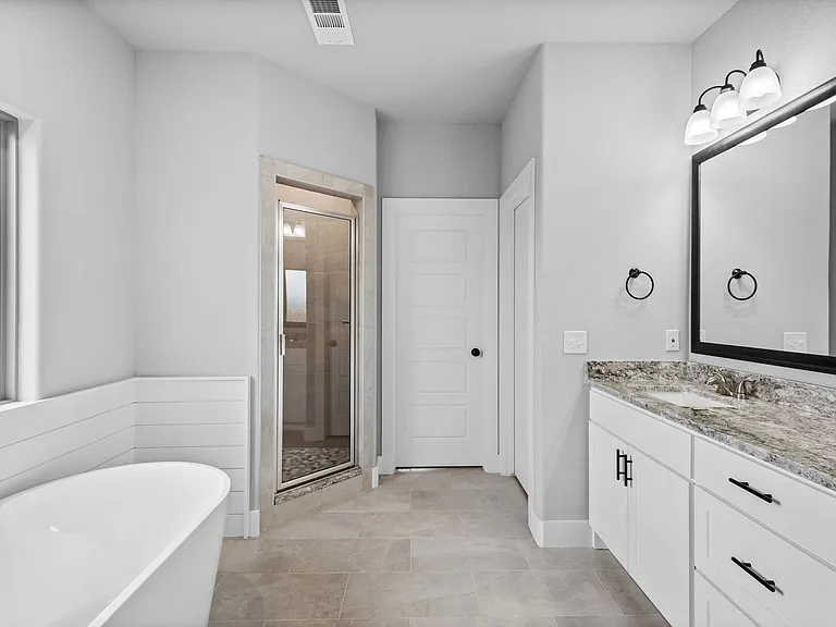 4805 SW Scarlet Oak St — Photo 18
