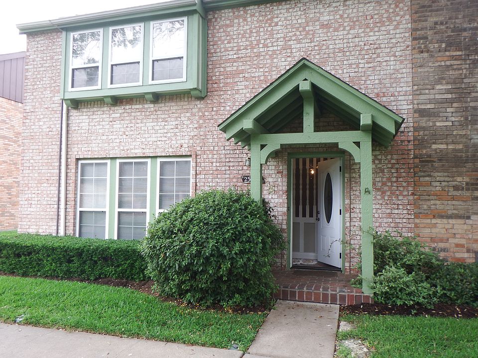 1st image of 2331 Triway Ln #211