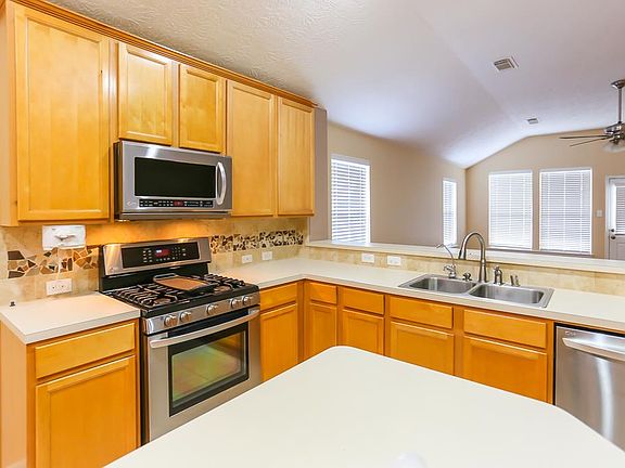 5th image of 3934 W Auden Cir
