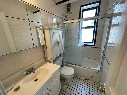 Rented by Best Apartments North Inc | media 15