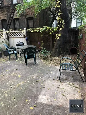 Rented by Bond New York | media 11