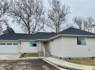 2034 Mary Ln, Walla Walla, WA 99362