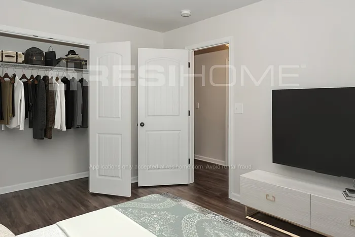 290 Silbury Rd — Photo 11