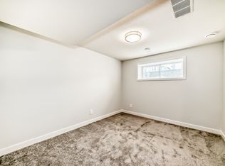18006 70a St NW BASEMENT BASEMENT, Edmonton, AB T5Z 0V3