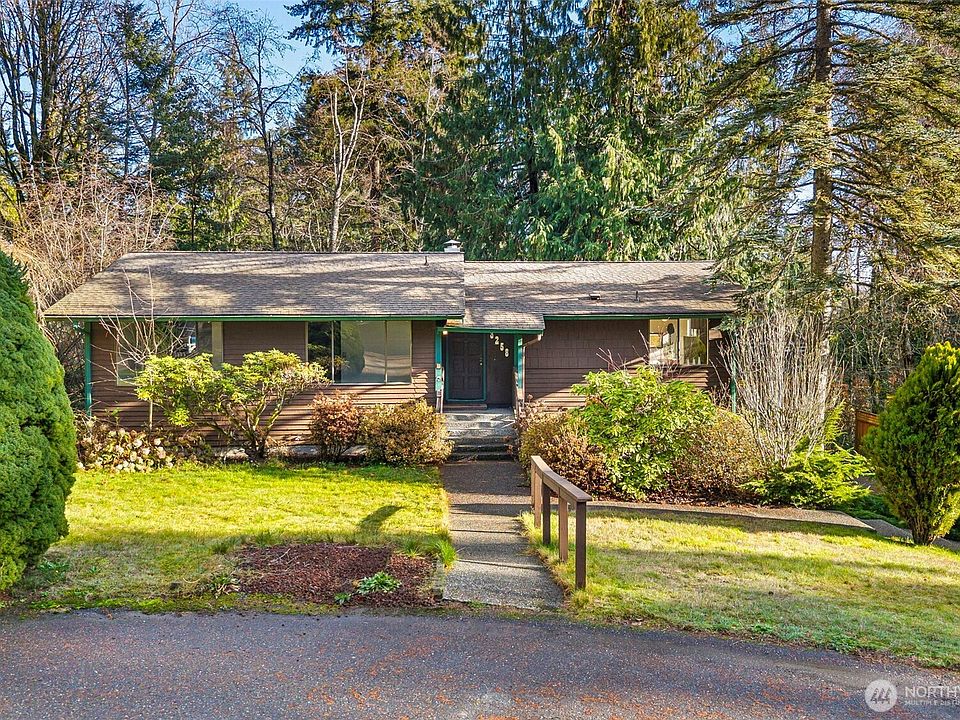 1st image of 3258 SE Mahali Lane