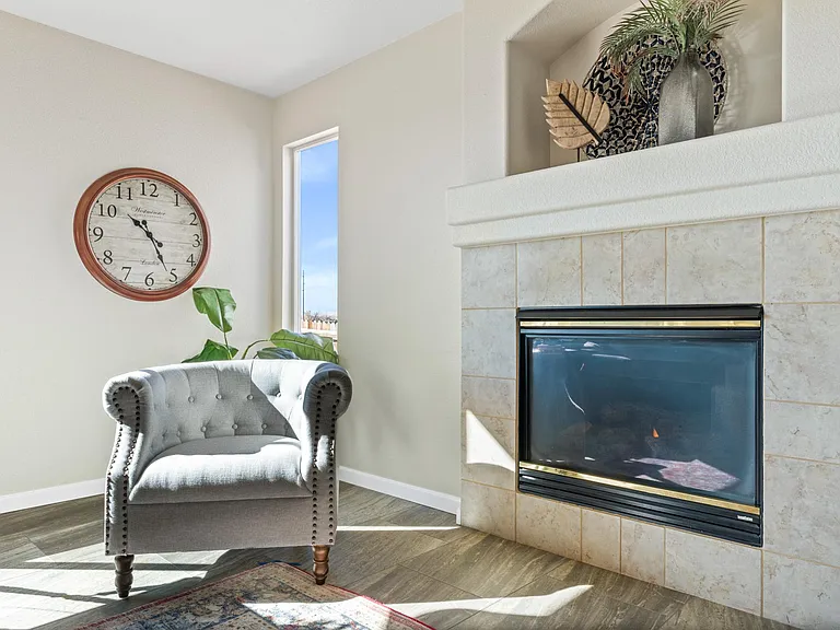 1657 Falcon Ridge Dr — Photo 17