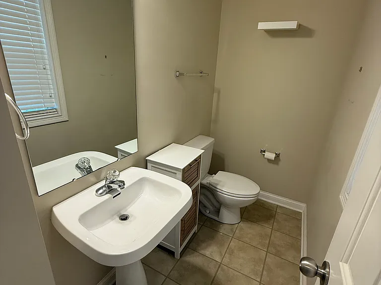 1365 Honey Locust Ct — Photo 13