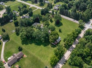 5065 Seven Mile Rd, South Lyon, MI 48178