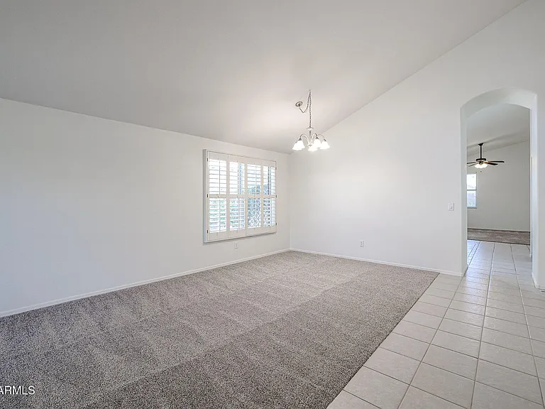 9833 W Yukon Dr — Photo 3