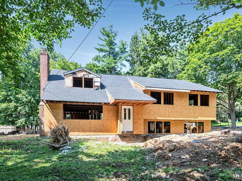 1st image of 455 Sunset Ave